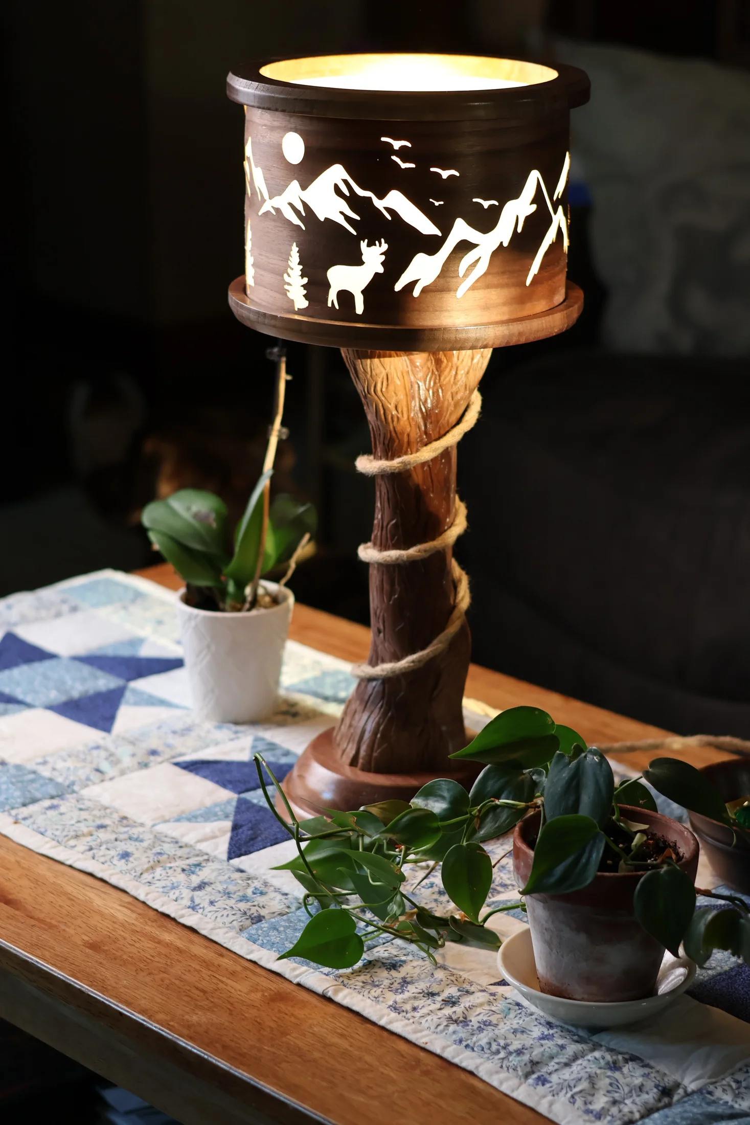 Mountain cabin lamp